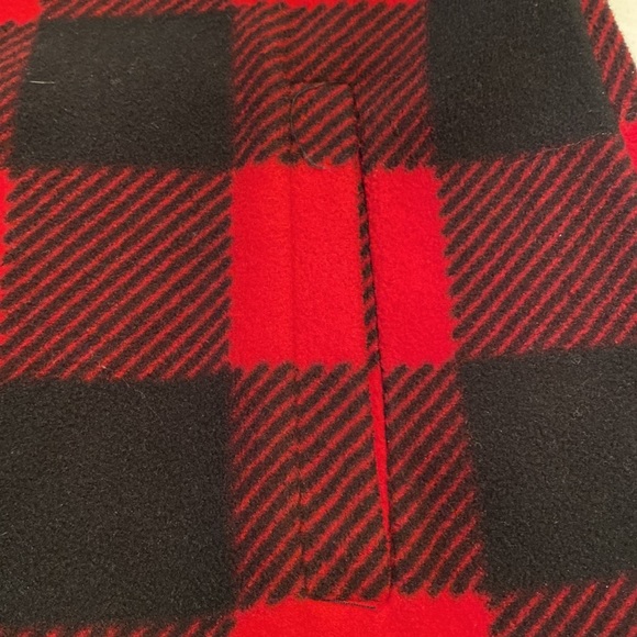 Vest - Picture 5 of 7